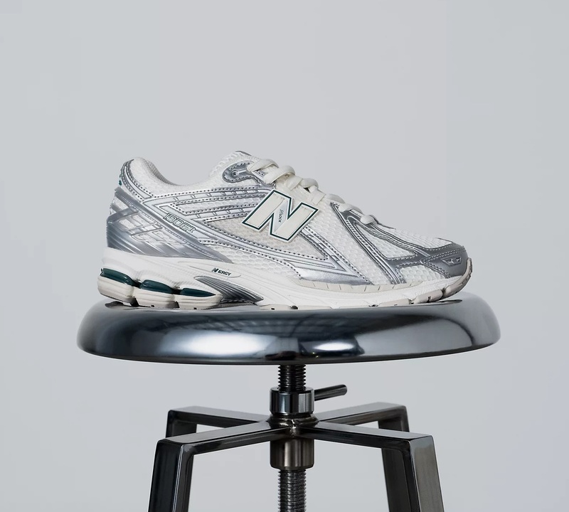 ZAPATILLAS NEW BALANCE 1906R