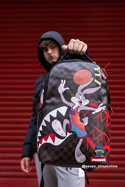 mochila space jam de sprayground