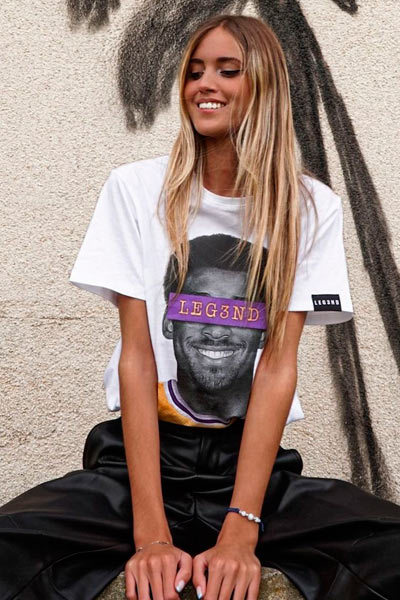 Asi son las camisetas y sudaderas Legend Tienda oficia