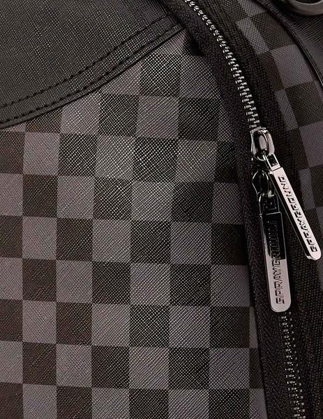 louis vuitton mochila tiburon