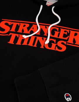 Hoodie Stranger Things x Champion negra unisex