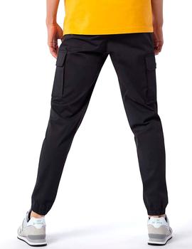 Pantalón cargo New Balance negro para hombre