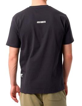 Camiseta New Balance x Jacob Rochester negra para chico