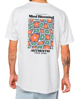 Camiseta Kaotiko Washed Mind Blooming blanca