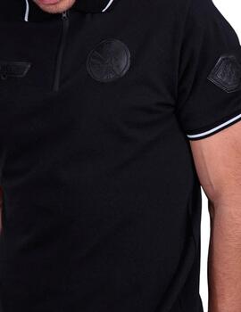 Polo Mekkdes California negro con parches para hombre