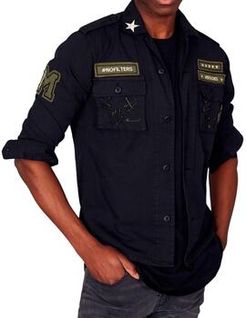 Camisa militar Mekkdes negra con parches