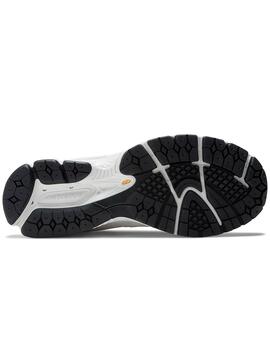 Zapatillas New Balance 2002R blancas para chico