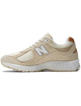 Zapatillas New Balance 2002R beige para chico