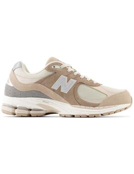 Zapatillas New Balance 2002 beige para chica y chico