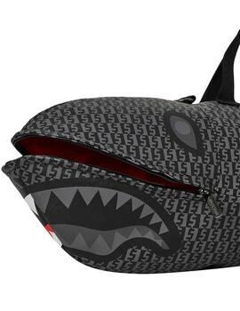 Bolso Sprayground en forma de tiburón