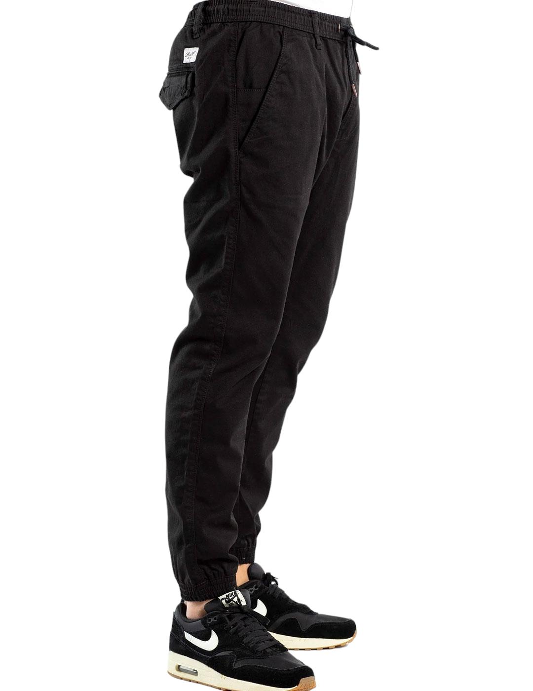 Pantalón Reell negro estilo jogger