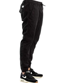 Pantalón Reell negro estilo jogger
