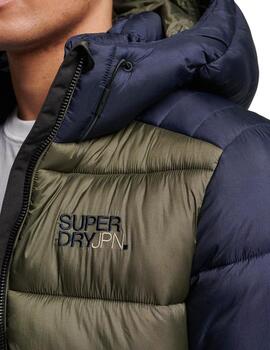 Superdry - Plumífero con capucha de piel sintética para mujer W5011569A  Azul marino - Ryses