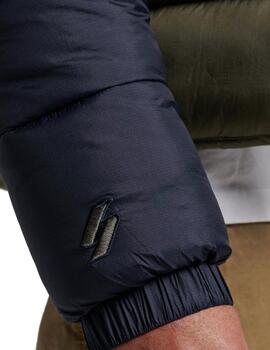 Plumas Superdry verde con azul marino