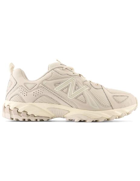 Zapatillas New Balance de moda color claro
