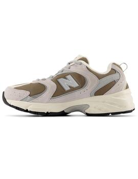 Zapatillas New Balance beige para chica