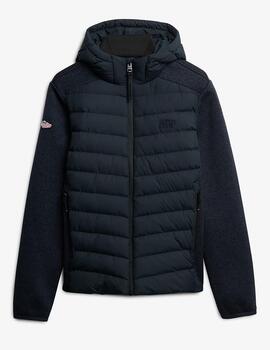 Cazadora Superdry azul marino mangas sudadera