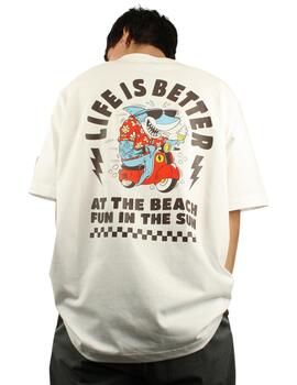 Camiseta Buddy Shark blanca