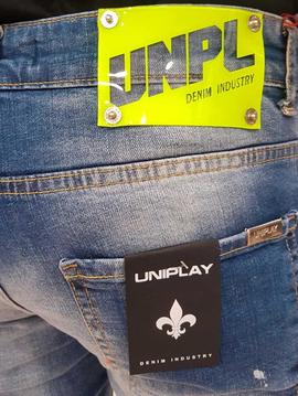 Pantalón corto Uniplay vaquero para hombre