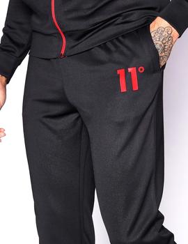 Pantalón chándal 11 Degrees negro con escudo rojo