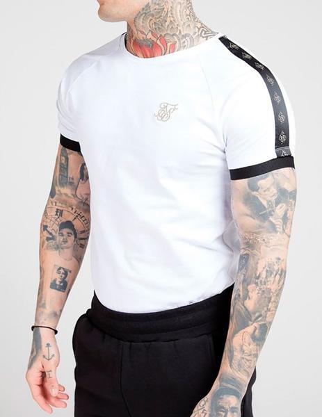 rutina Ventilar frecuencia Camiseta Siksilk blanca franjas negras para hombre