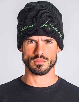 Gorro Gianni Kavanagh negro letras fluorescentes