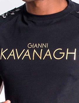 Camiseta Gianni Kavanagh negra flores en la manga