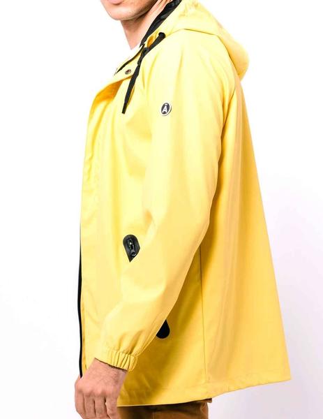 SKY. Chubasquero impermeable tipo capa amarillo unisex Tantä.