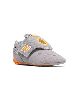 Calzado New Balance gris sol sonriente para bebé