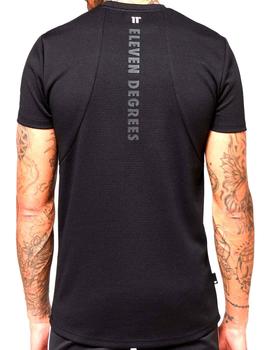 Camiseta negra 11 Degrees con letras en la espalda